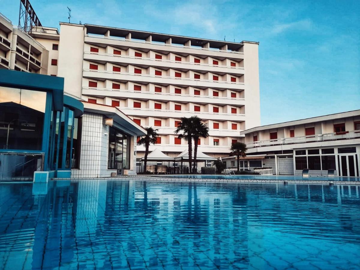מונטגרוטו טרמה Hotel Terme Marconi מראה חיצוני תמונה